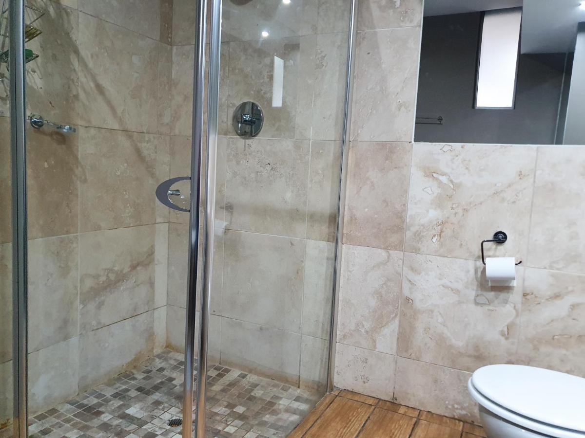 1107 Franklin Luxury Apartment Johannesburg Buitenkant foto